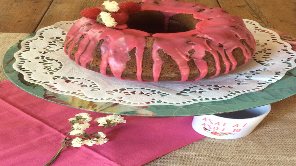 Gâteau Bundt au citron et aux framboises legossipmag